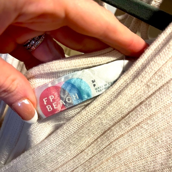 Free People Cream V-Neck Sweater - Picture 9 of 9